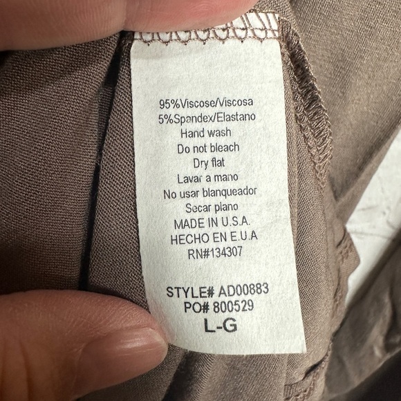 Lumiere long sleeve draped toffee brown knit viscose dress, sz L NWT Made in USA - Picture 3 of 4